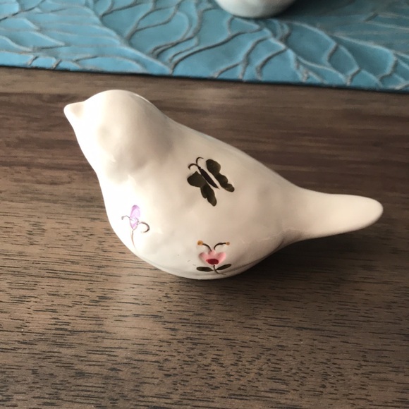 Count Your Blessings and Love One Another Porcelain Decorative Birds - Picture 3 of 7